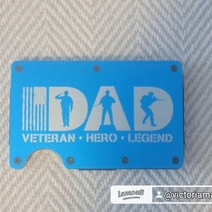 Minimalist Card Wallet Anodized Aluminum RFID Block.